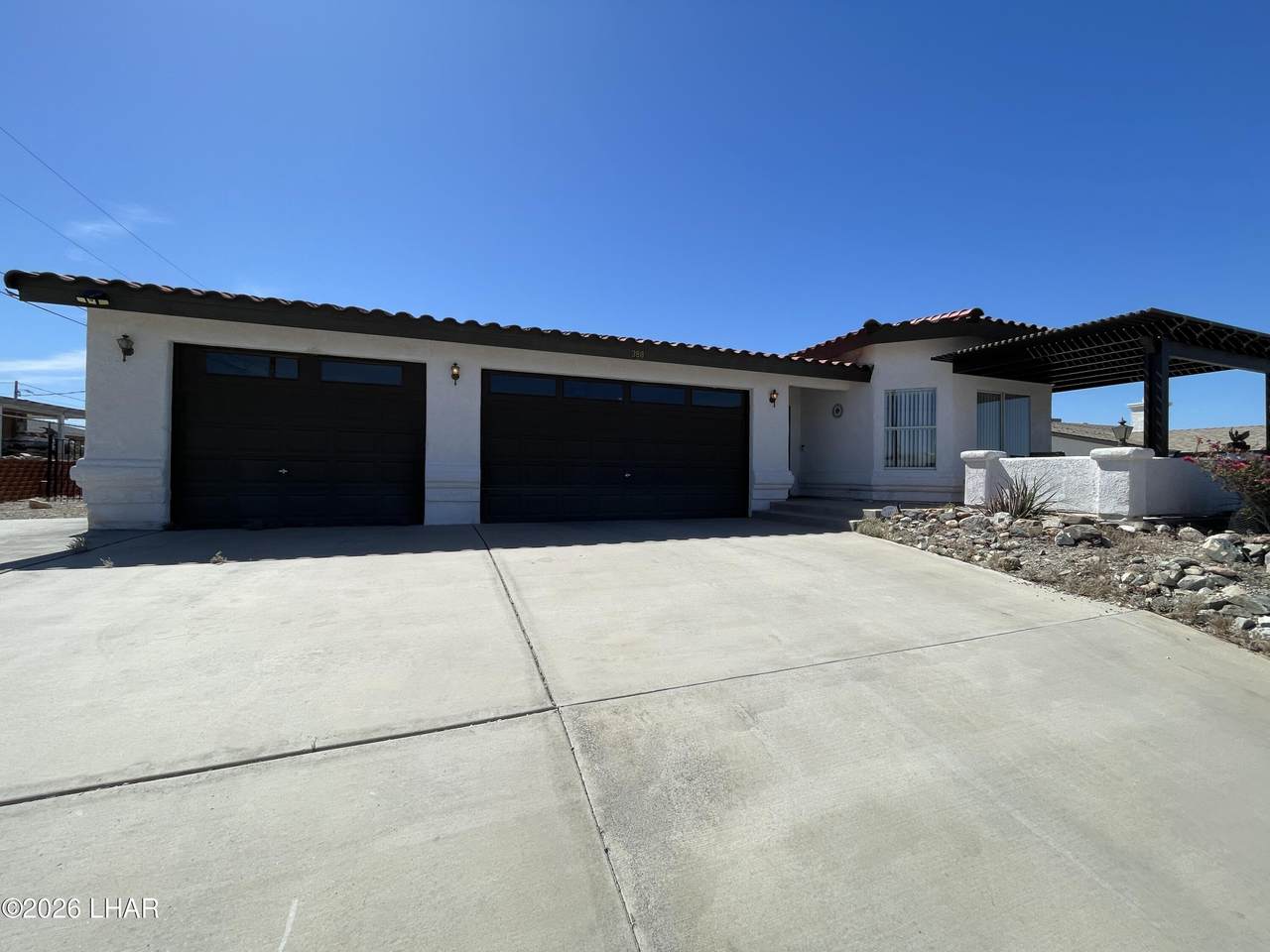 388 Coral Dr - Photo 1