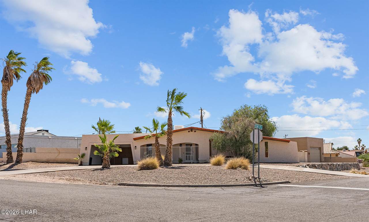3200 Horseshoe Canyon Dr - Photo 1