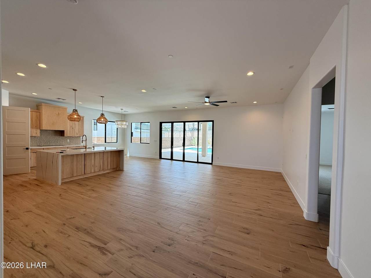 https://bt-photos.global.ssl.fastly.net/lakehavasu/1280_boomver_1_1041044-2.jpg