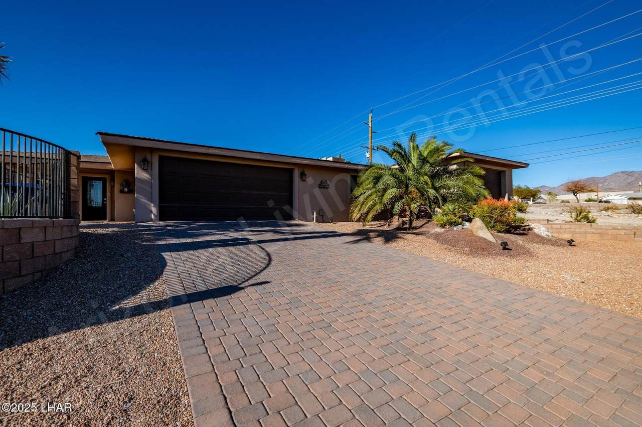 https://bt-photos.global.ssl.fastly.net/lakehavasu/1280_boomver_1_1041045-2.jpg