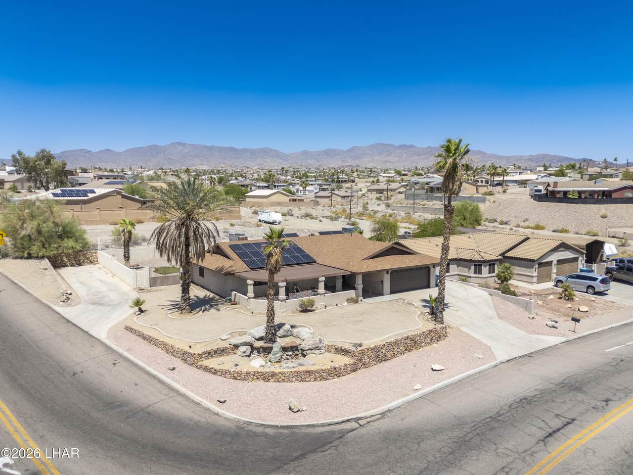 https://bt-photos.global.ssl.fastly.net/lakehavasu/1280_boomver_1_1041063-2.jpg