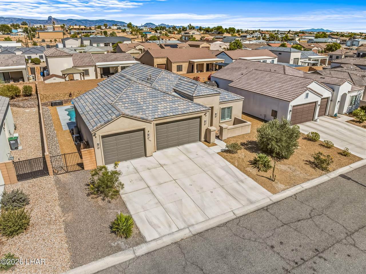 5684 Quarry Ave - Photo 1