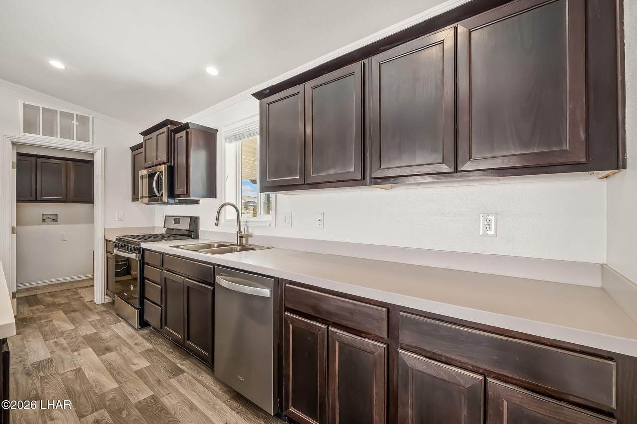 https://bt-photos.global.ssl.fastly.net/lakehavasu/1280_boomver_1_1041070-2.jpg
