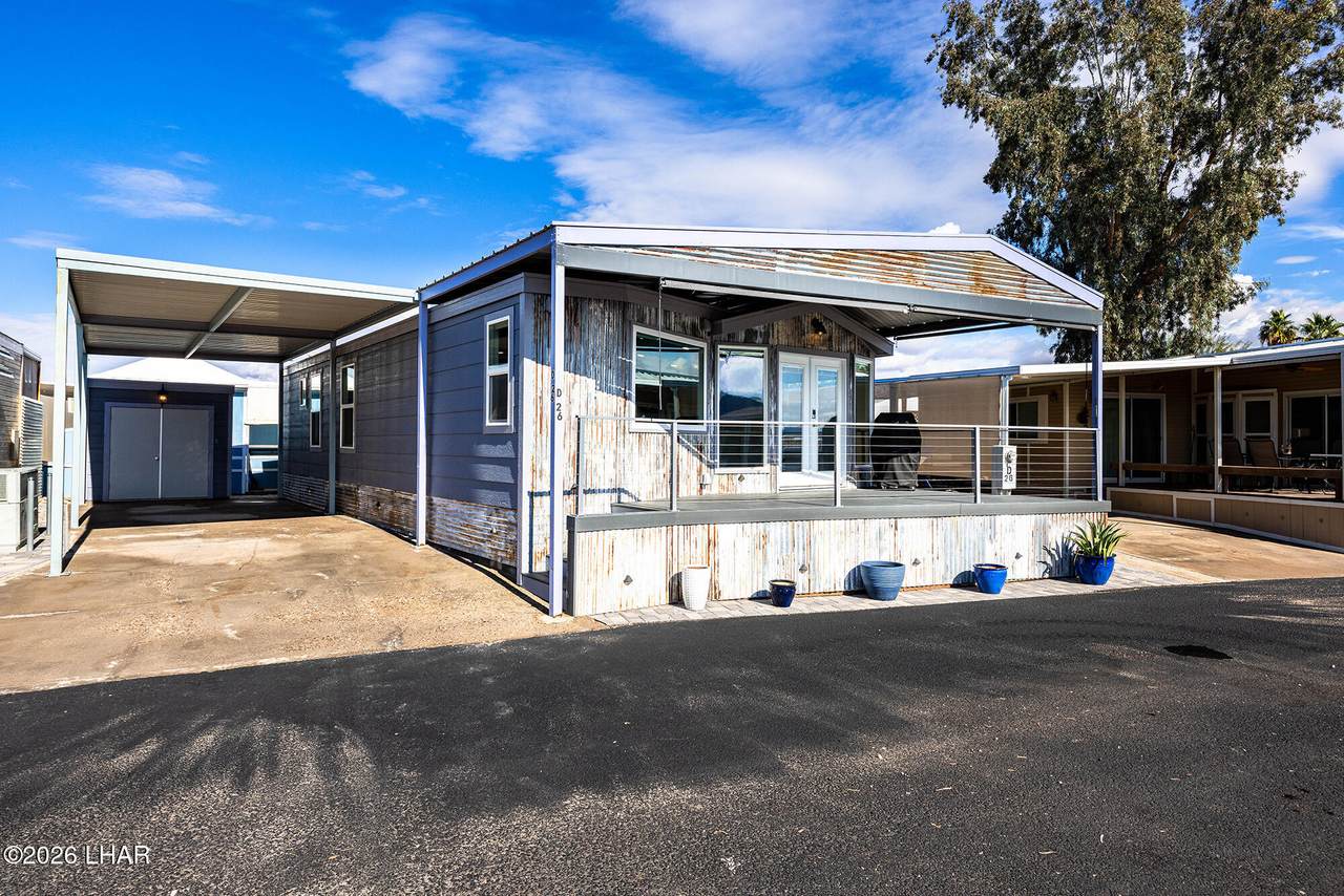 555 Beachcomber Blvd - Photo 1