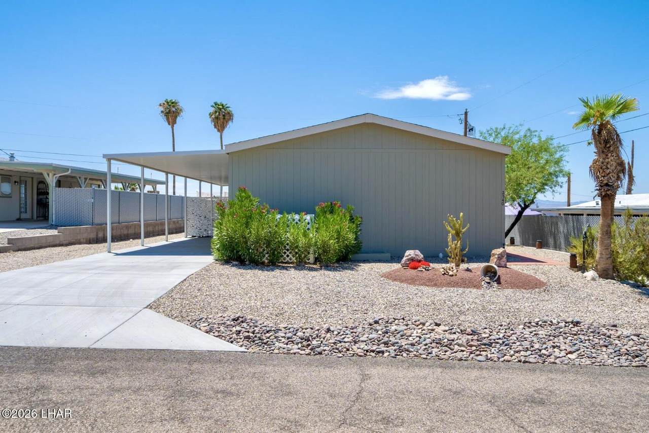 2540 Donna Dr - Photo 1