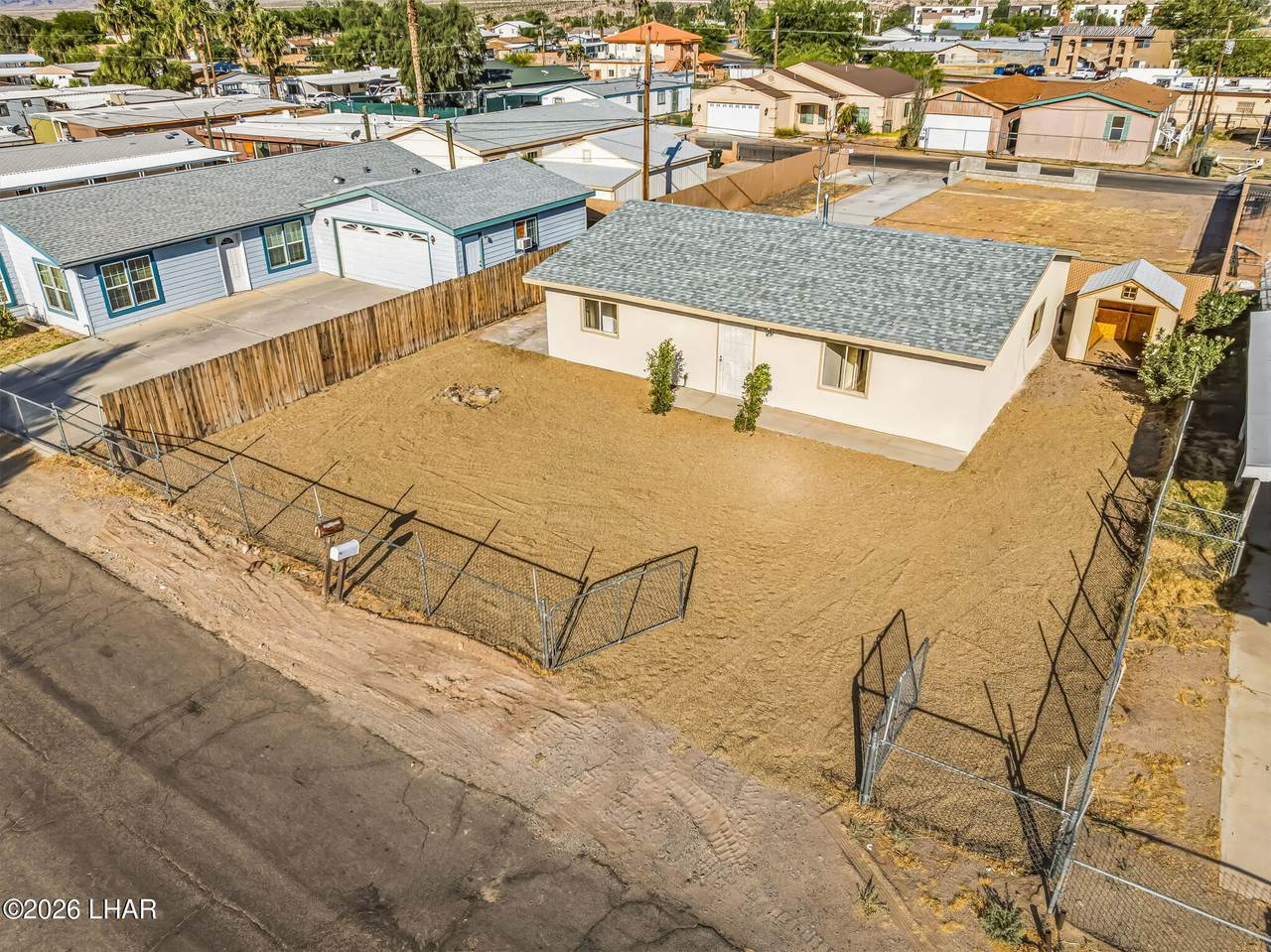 2191 Balboa Dr - Photo 1