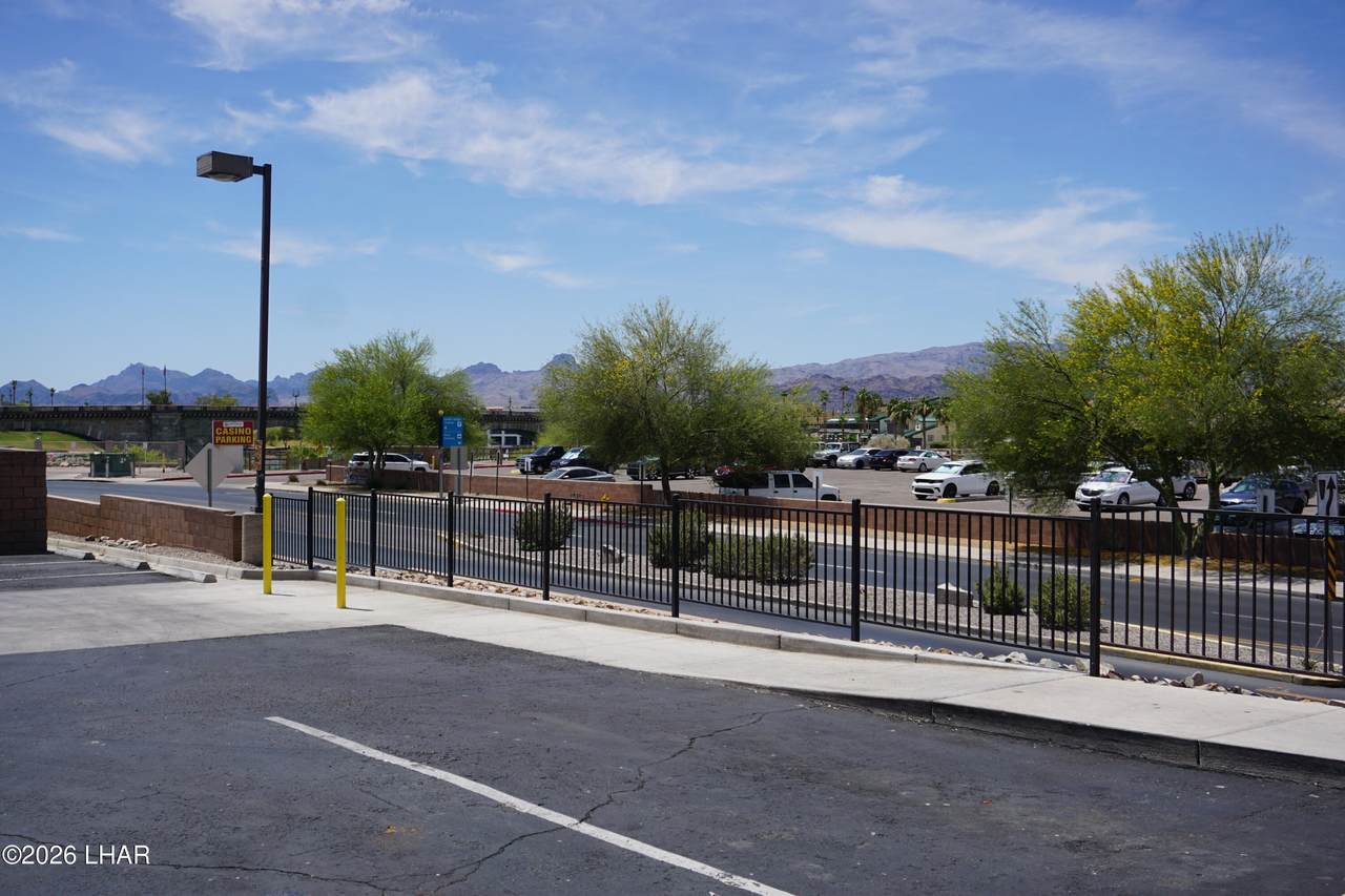 https://bt-photos.global.ssl.fastly.net/lakehavasu/1280_boomver_1_1041137-2.jpg