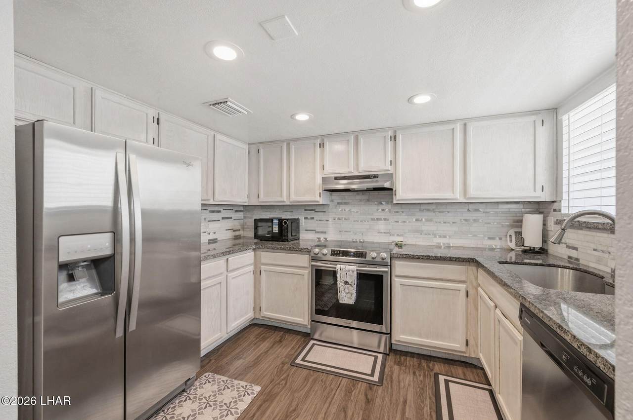 https://bt-photos.global.ssl.fastly.net/lakehavasu/1280_boomver_1_1041176-2.jpg