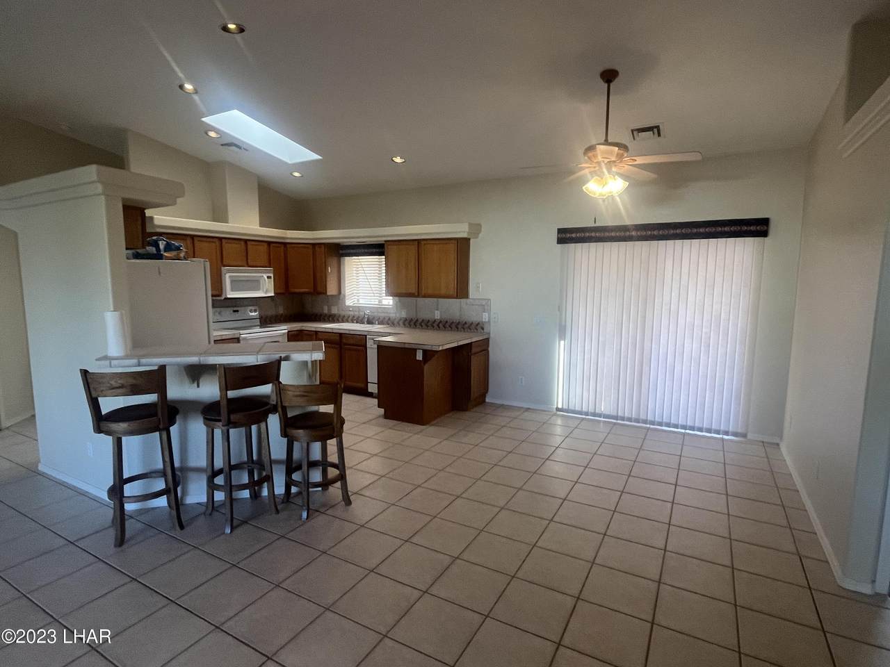 https://bt-photos.global.ssl.fastly.net/lakehavasu/1280_boomver_1_1041215-2.jpg