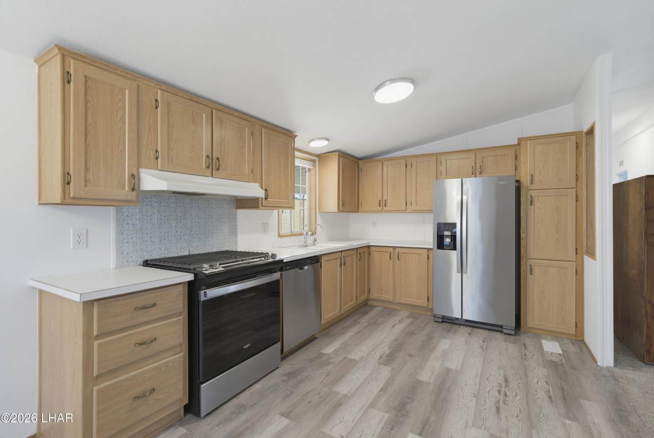 https://bt-photos.global.ssl.fastly.net/lakehavasu/1280_boomver_1_1041231-2.jpg