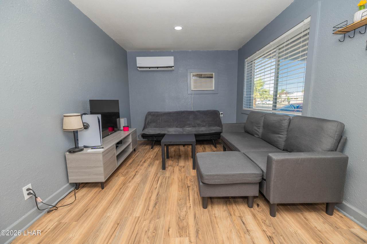 https://bt-photos.global.ssl.fastly.net/lakehavasu/1280_boomver_1_1041259-2.jpg