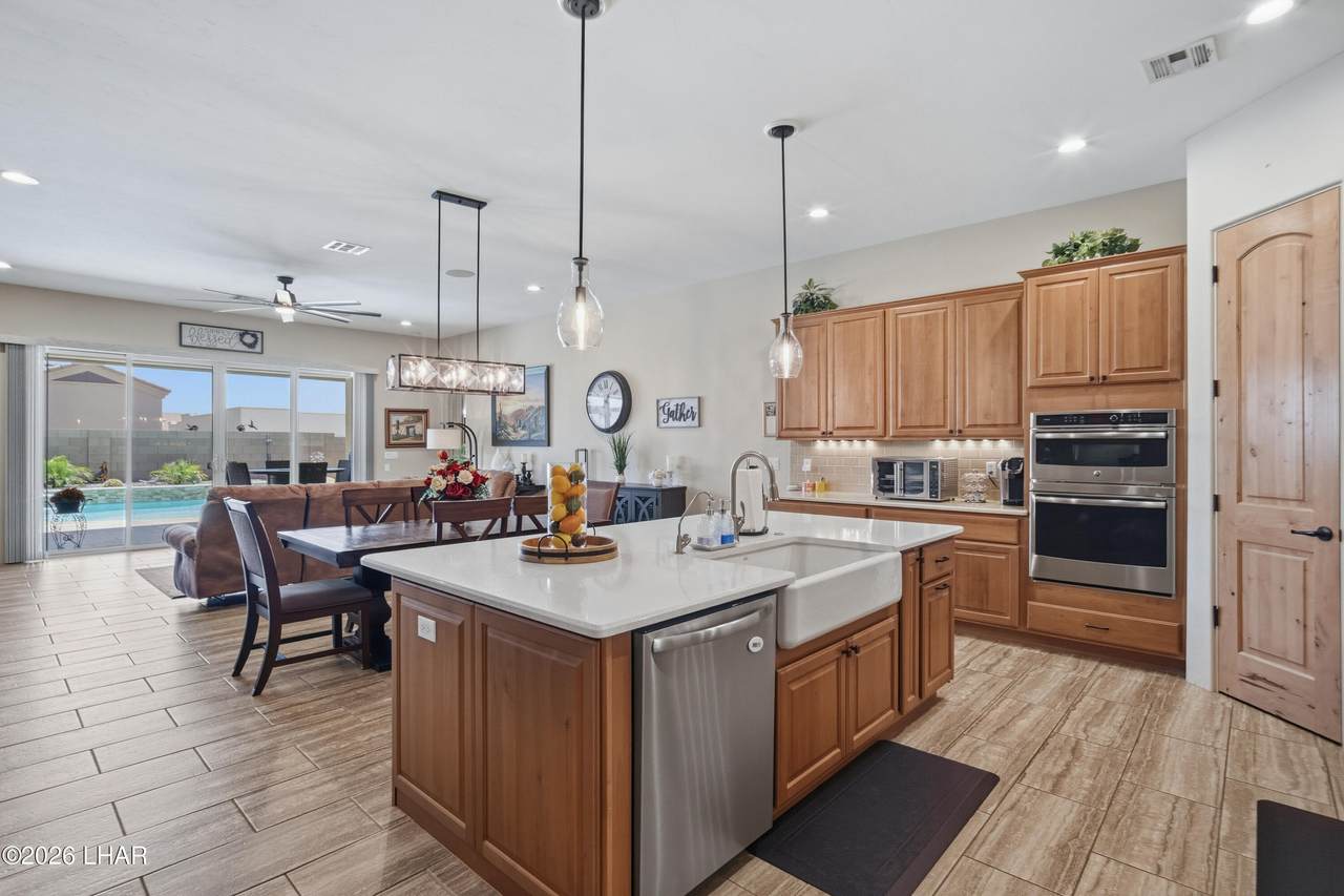 https://bt-photos.global.ssl.fastly.net/lakehavasu/1280_boomver_1_1041260-2.jpg