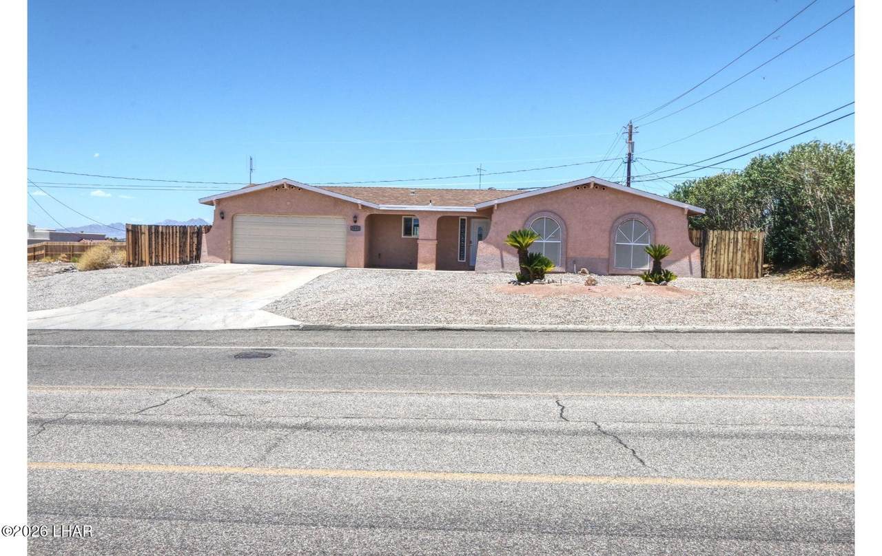 3031 Jamaica Blvd - Photo 1