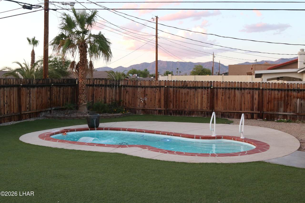 https://bt-photos.global.ssl.fastly.net/lakehavasu/1280_boomver_1_1041346-2.jpg