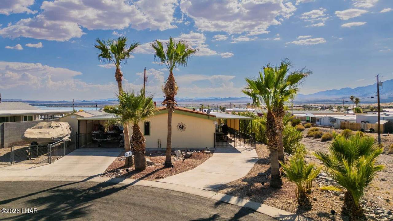3040 Lake Cir - Photo 1