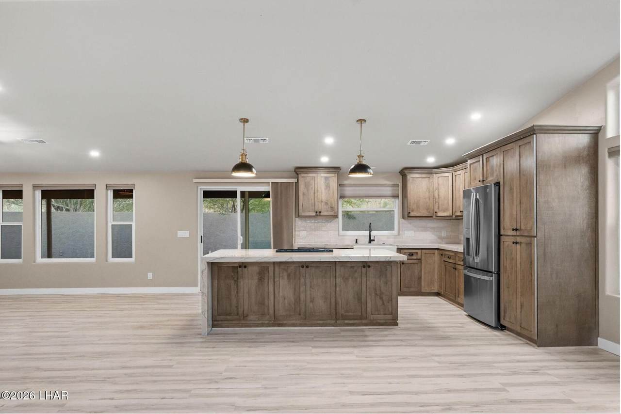 https://bt-photos.global.ssl.fastly.net/lakehavasu/1280_boomver_1_1041399-2.jpg