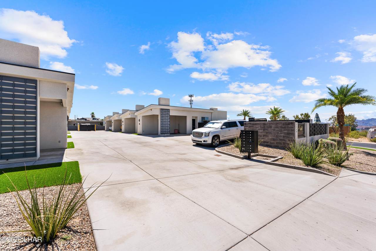 https://bt-photos.global.ssl.fastly.net/lakehavasu/orig_boomver_1_1041401-2.jpg