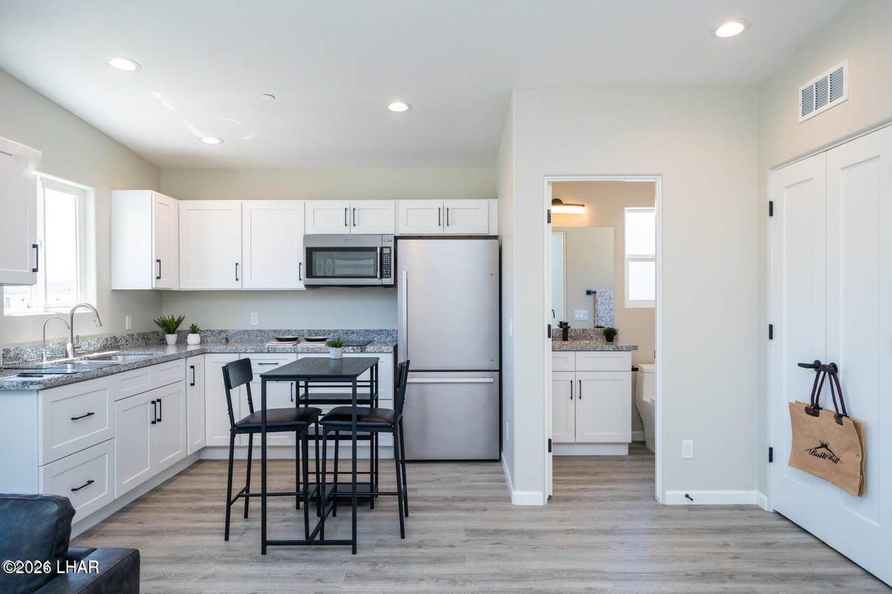https://bt-photos.global.ssl.fastly.net/lakehavasu/1280_boomver_1_1041419-2.jpg