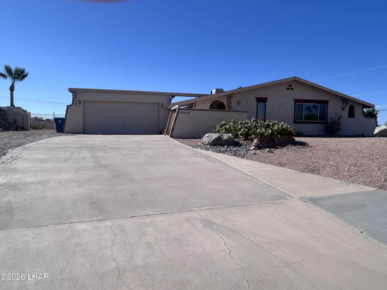 3570 Kiowa Blvd - Photo 1