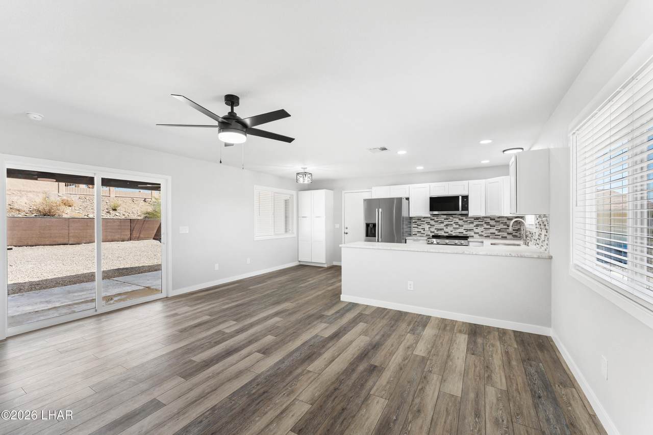 https://bt-photos.global.ssl.fastly.net/lakehavasu/1280_boomver_1_1041444-2.jpg