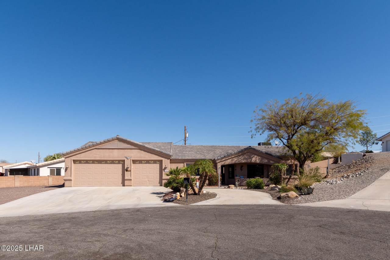3526 Hollister Ln - Photo 1