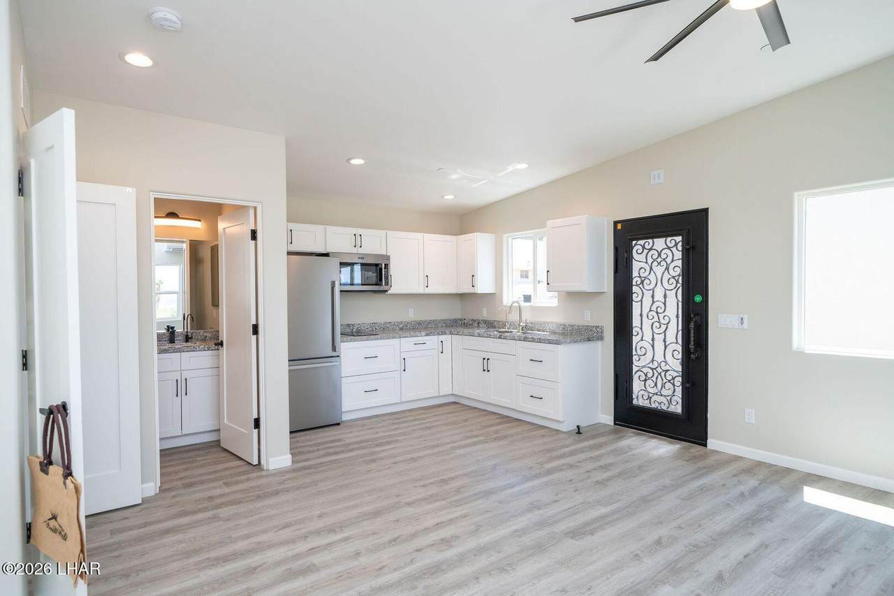 https://bt-photos.global.ssl.fastly.net/lakehavasu/1280_boomver_1_1041514-2.jpg