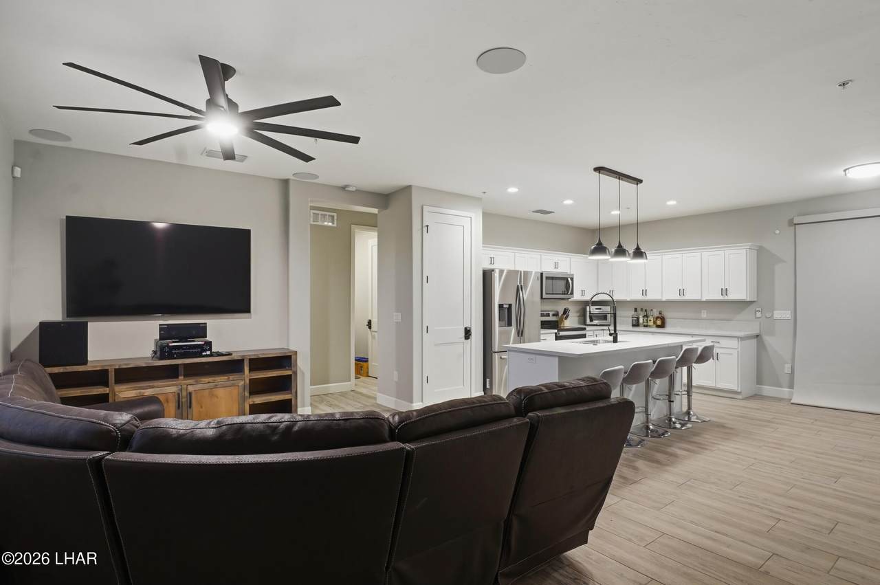 https://bt-photos.global.ssl.fastly.net/lakehavasu/1280_boomver_1_1041538-2.jpg