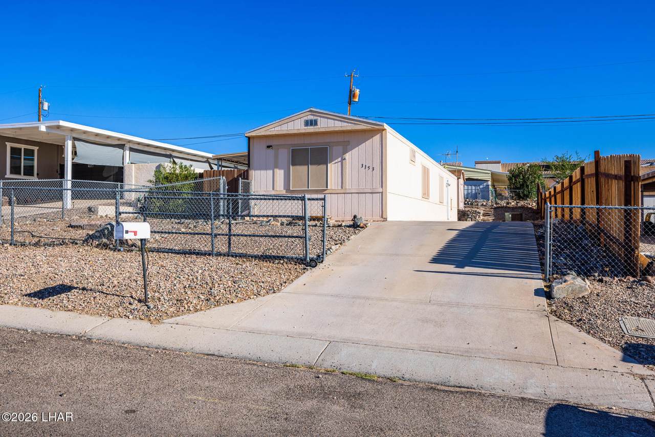3153 Lake Dr - Photo 1