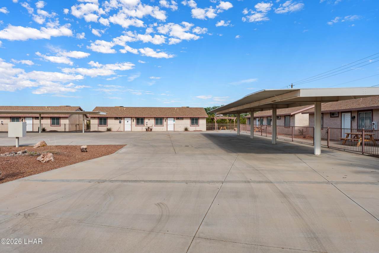 https://bt-photos.global.ssl.fastly.net/lakehavasu/1280_boomver_1_1041545-2.jpg