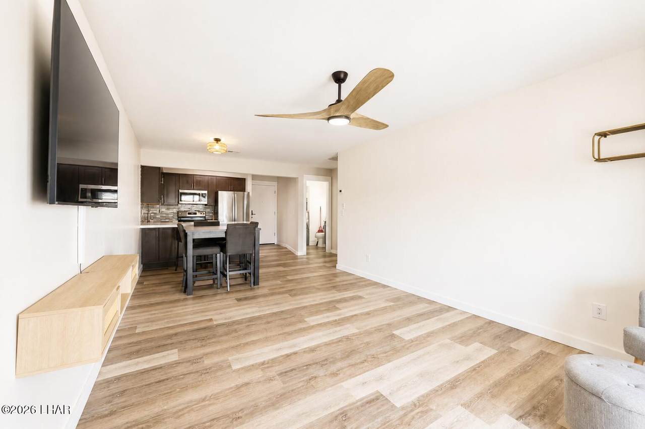 https://bt-photos.global.ssl.fastly.net/lakehavasu/1280_boomver_1_1041558-2.jpg
