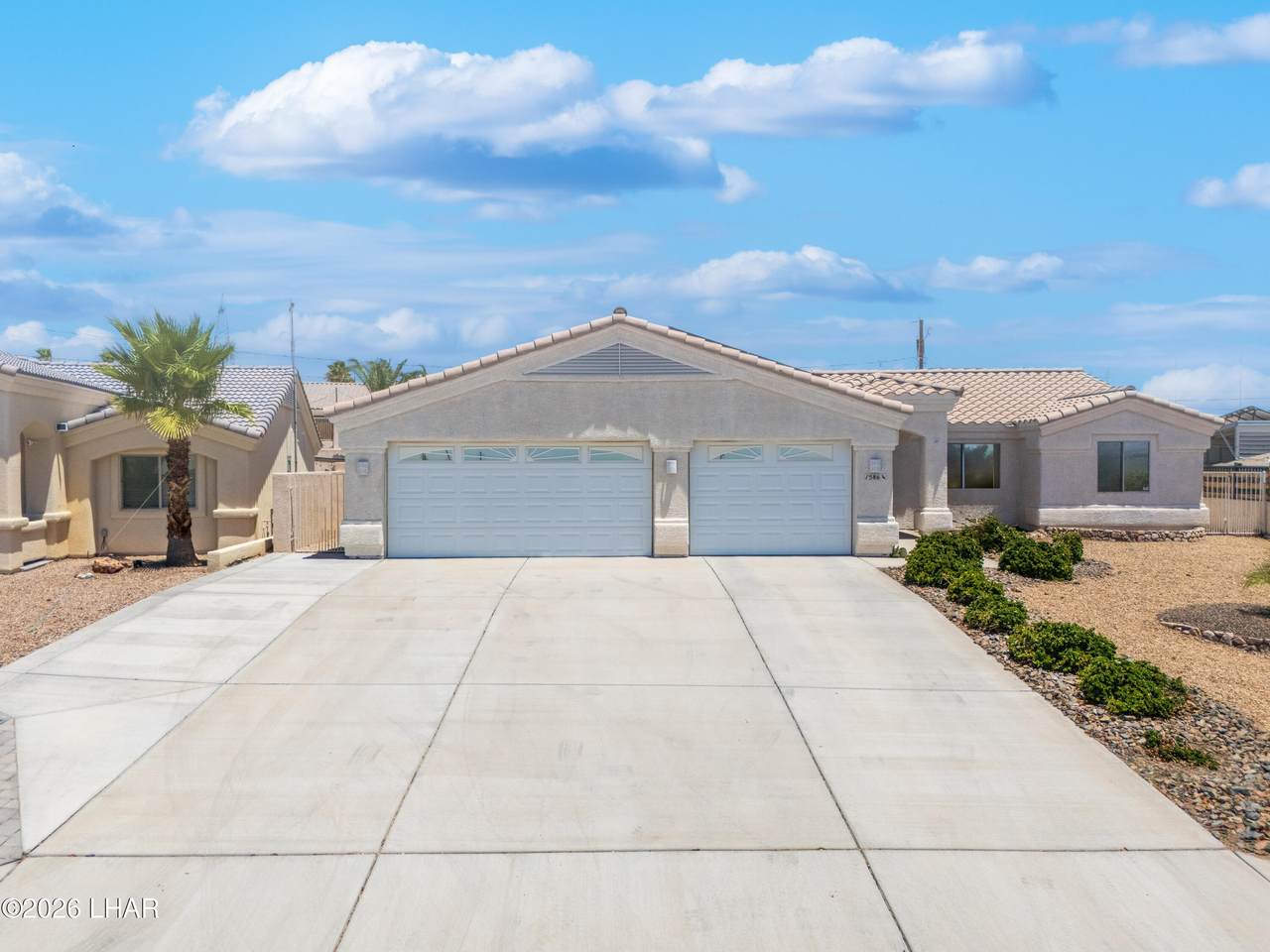 1586 Mcculloch Blvd - Photo 1