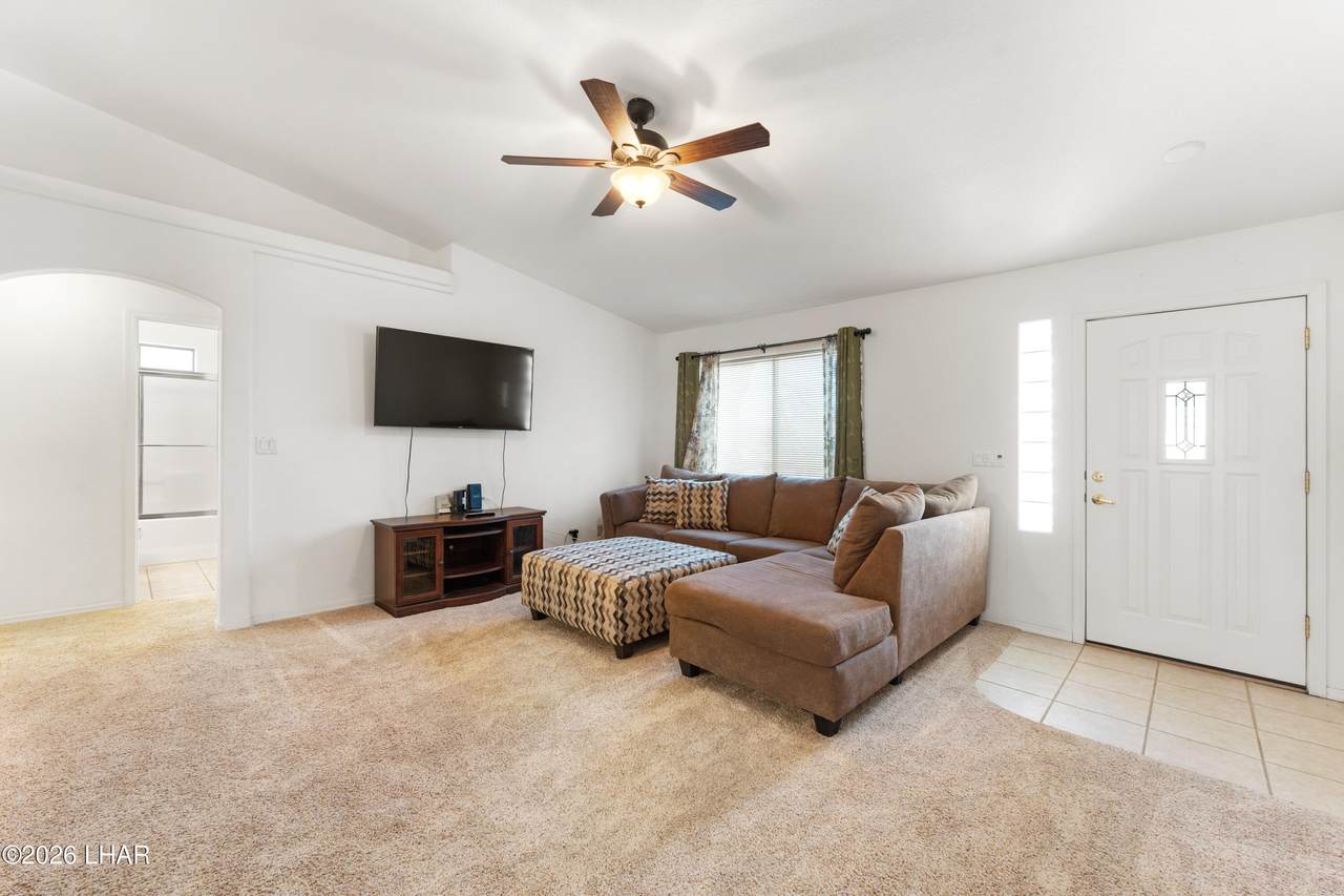 https://bt-photos.global.ssl.fastly.net/lakehavasu/1280_boomver_1_1041583-2.jpg