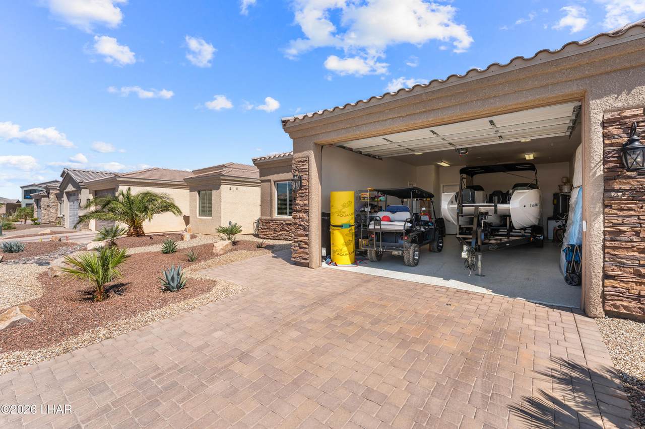 https://bt-photos.global.ssl.fastly.net/lakehavasu/1280_boomver_3_1041606-2.jpg