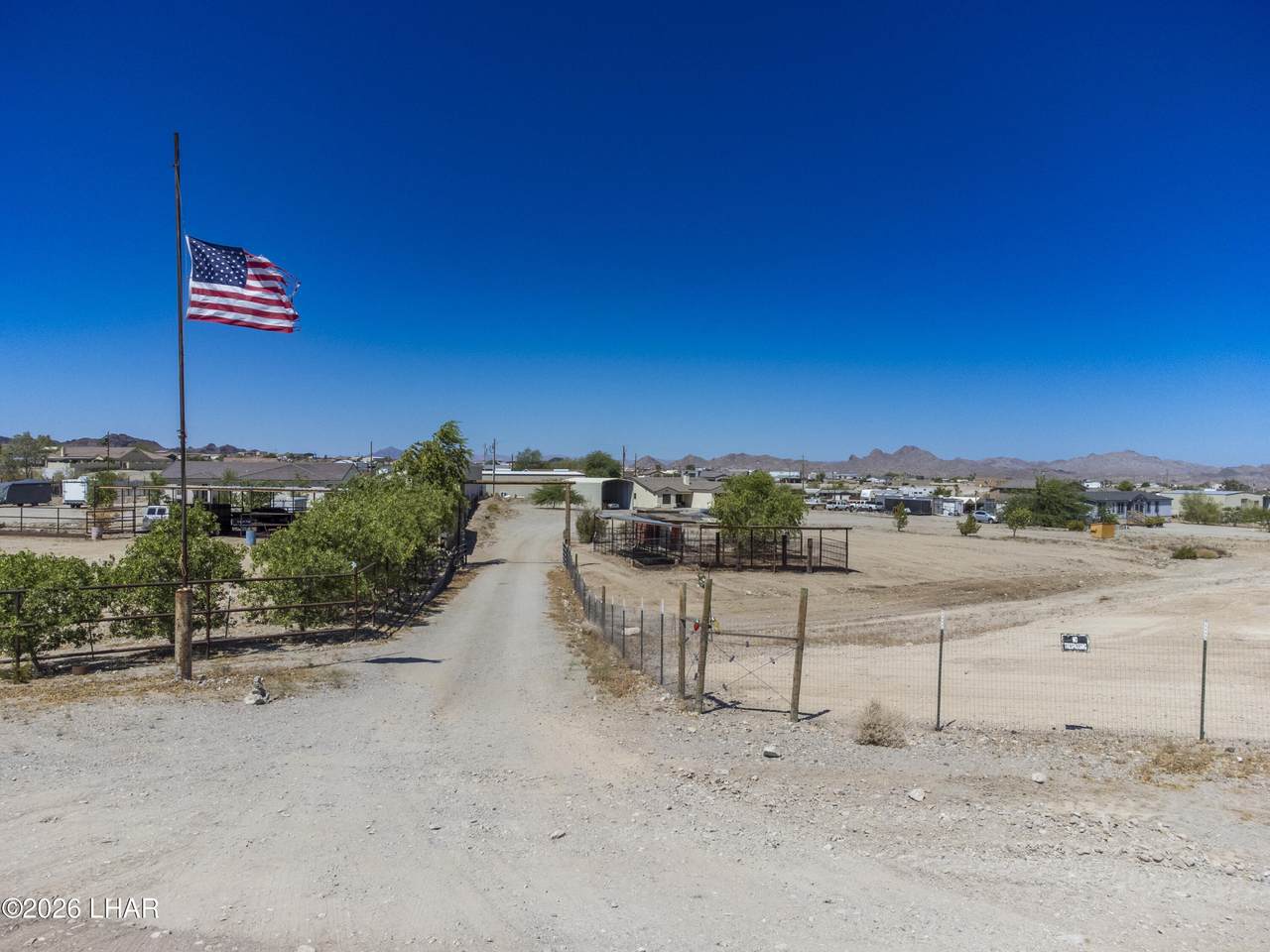 https://bt-photos.global.ssl.fastly.net/lakehavasu/1280_boomver_1_1041630-2.jpg