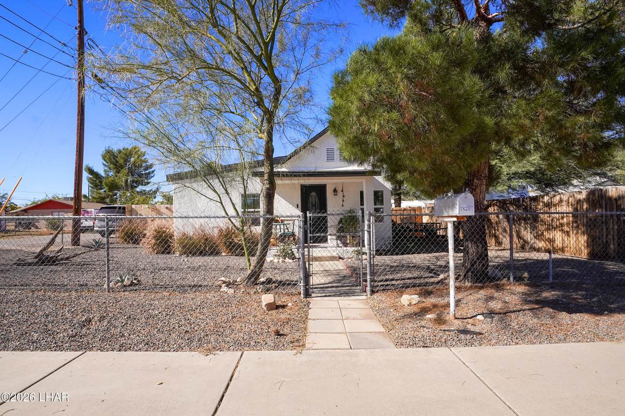https://bt-photos.global.ssl.fastly.net/lakehavasu/1280_boomver_1_1041637-2.jpg
