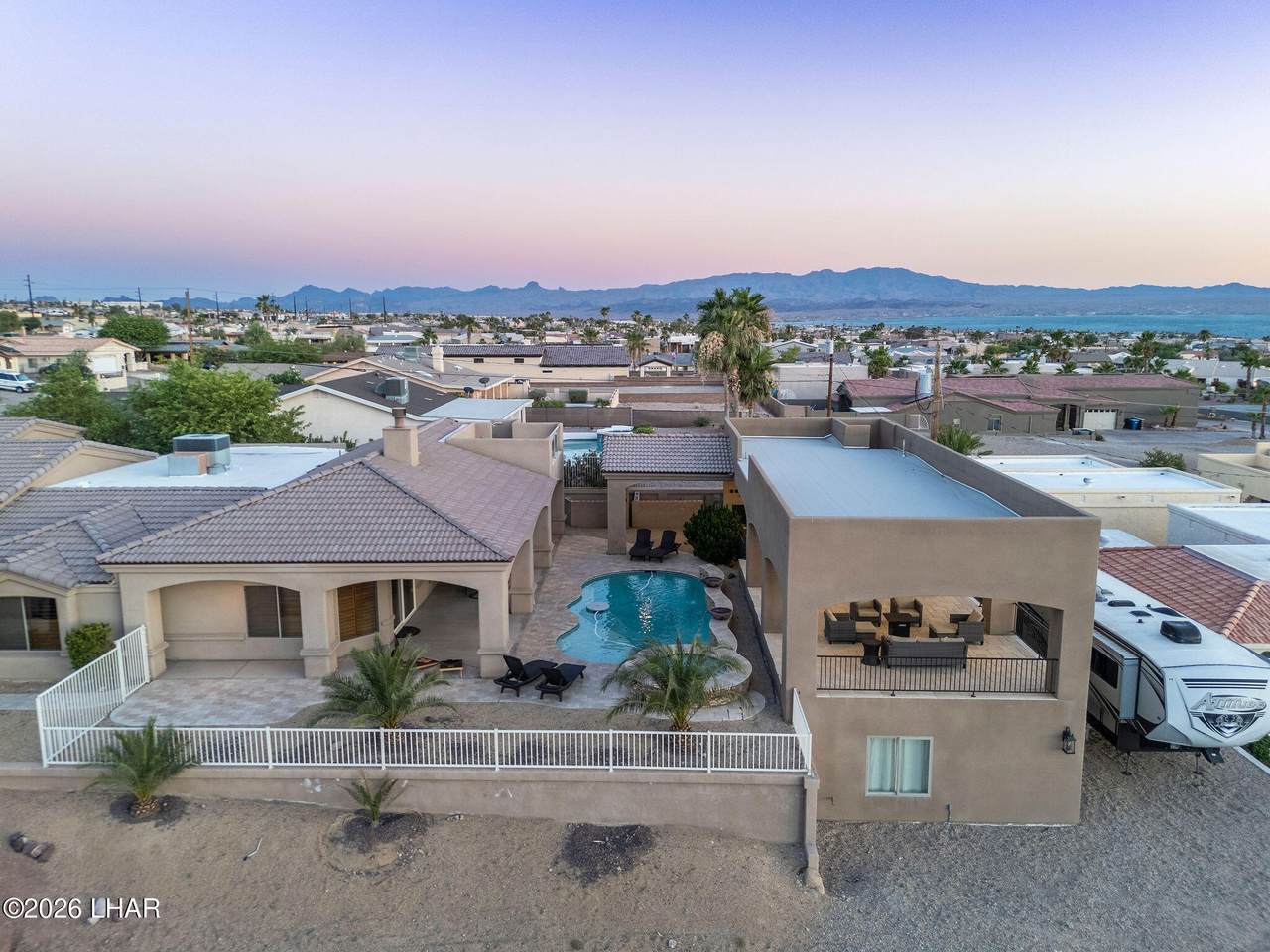 https://bt-photos.global.ssl.fastly.net/lakehavasu/1280_boomver_2_1041638-2.jpg