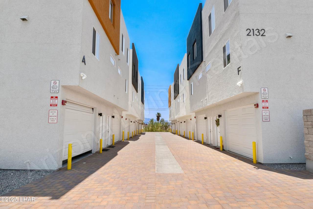 https://bt-photos.global.ssl.fastly.net/lakehavasu/1280_boomver_1_1041644-2.jpg