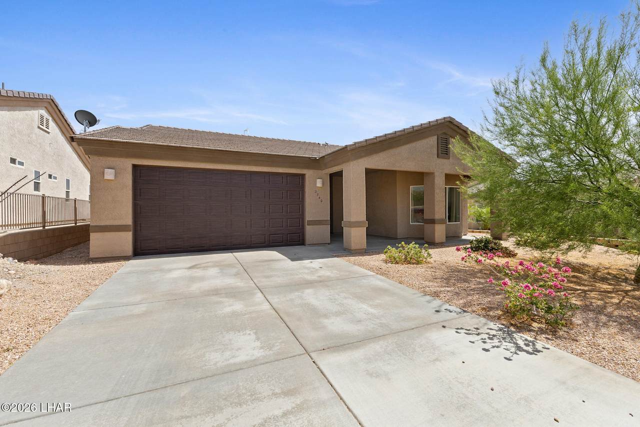 2740 Wilderness Ln - Photo 1