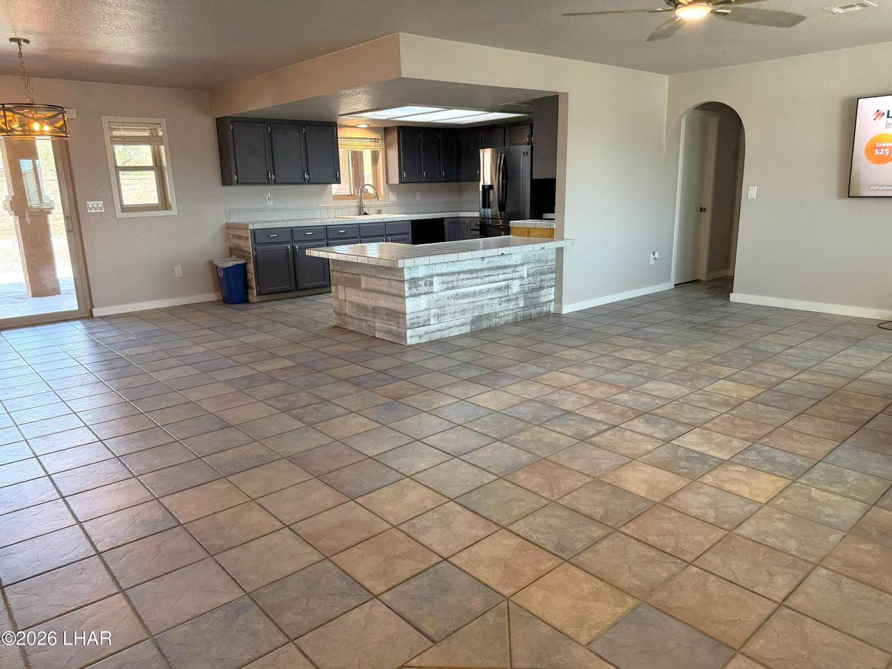 https://bt-photos.global.ssl.fastly.net/lakehavasu/1280_boomver_1_1041663-2.jpg