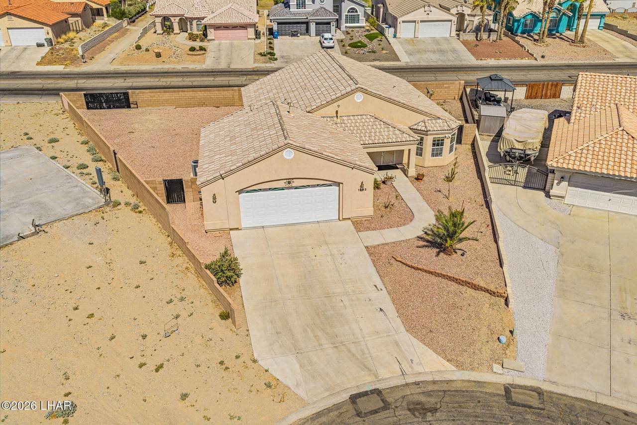 https://bt-photos.global.ssl.fastly.net/lakehavasu/1280_boomver_1_1041666-2.jpg