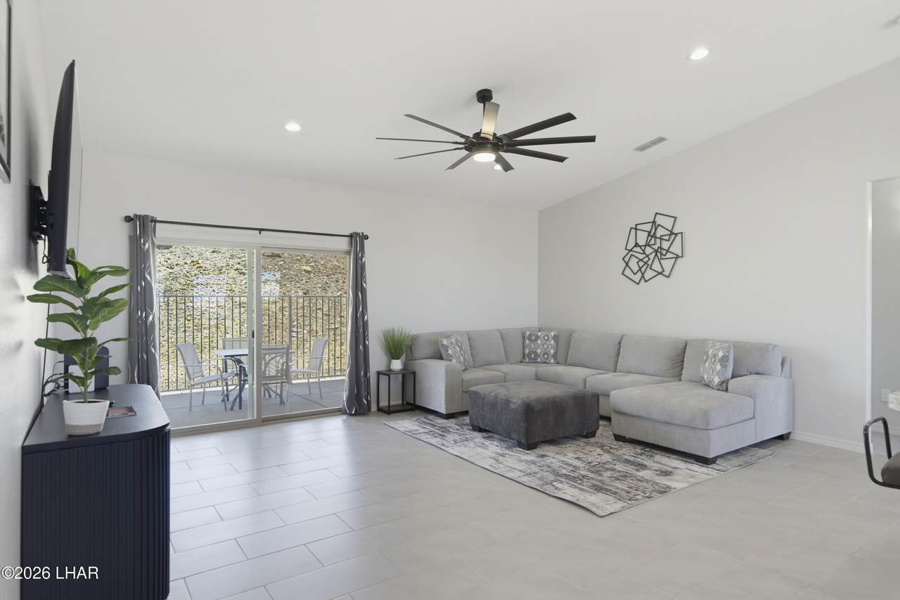 https://bt-photos.global.ssl.fastly.net/lakehavasu/1280_boomver_1_1041668-2.jpg