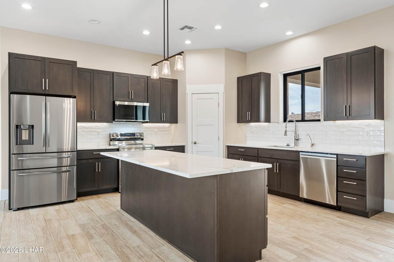 https://bt-photos.global.ssl.fastly.net/lakehavasu/1280_boomver_1_1041671-2.jpg