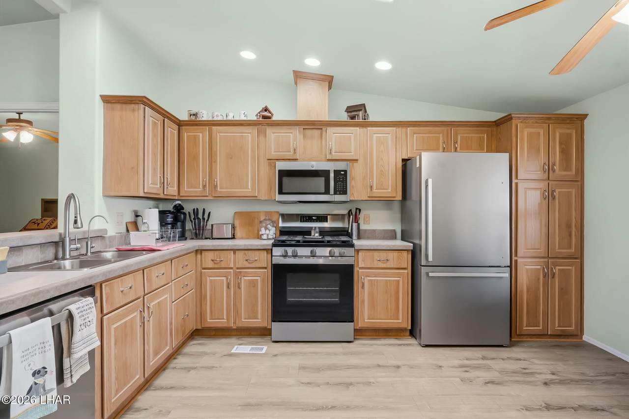https://bt-photos.global.ssl.fastly.net/lakehavasu/1280_boomver_1_1041706-2.jpg