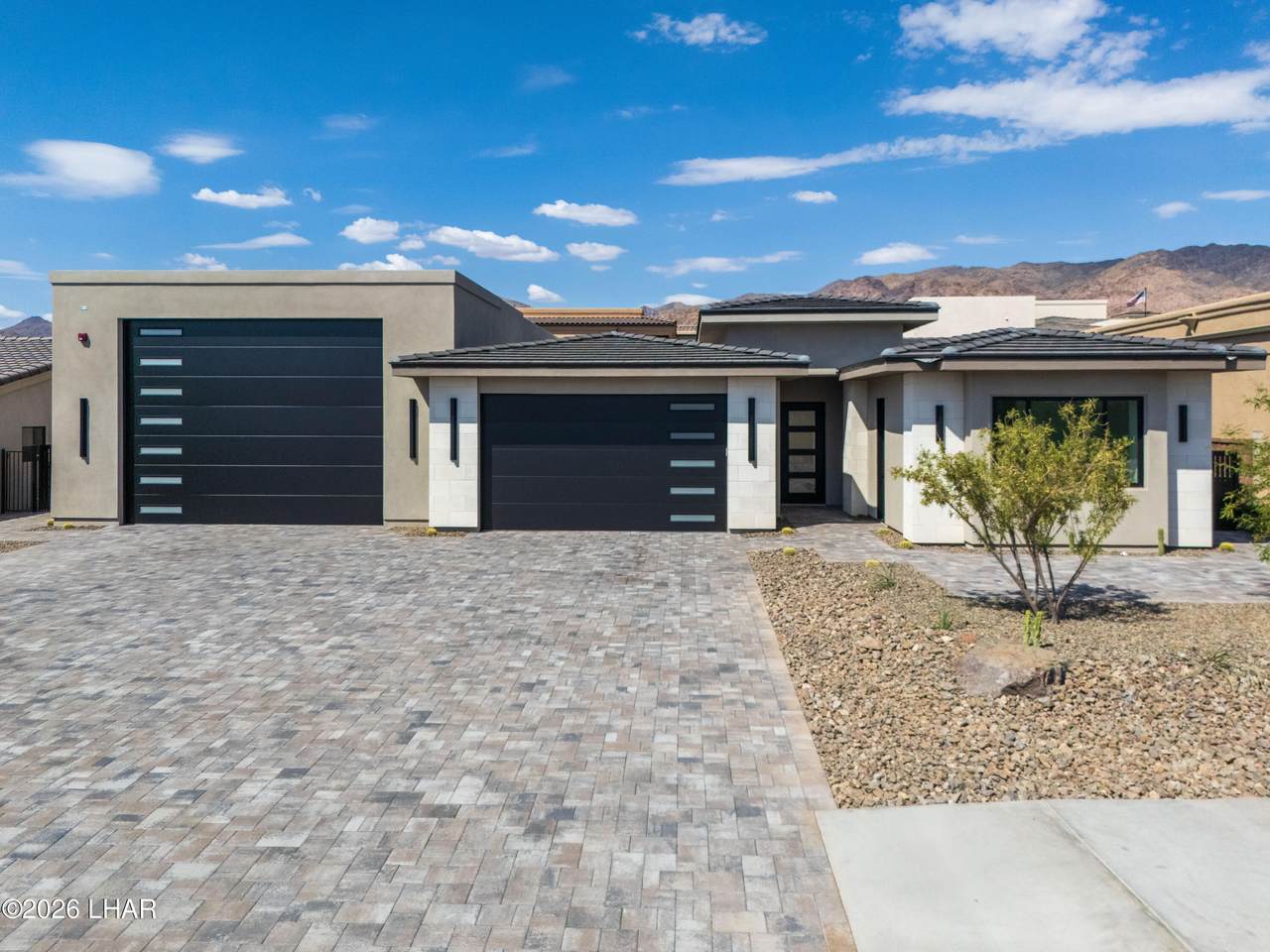 6873 Avienda De Los Foothills - Photo 1