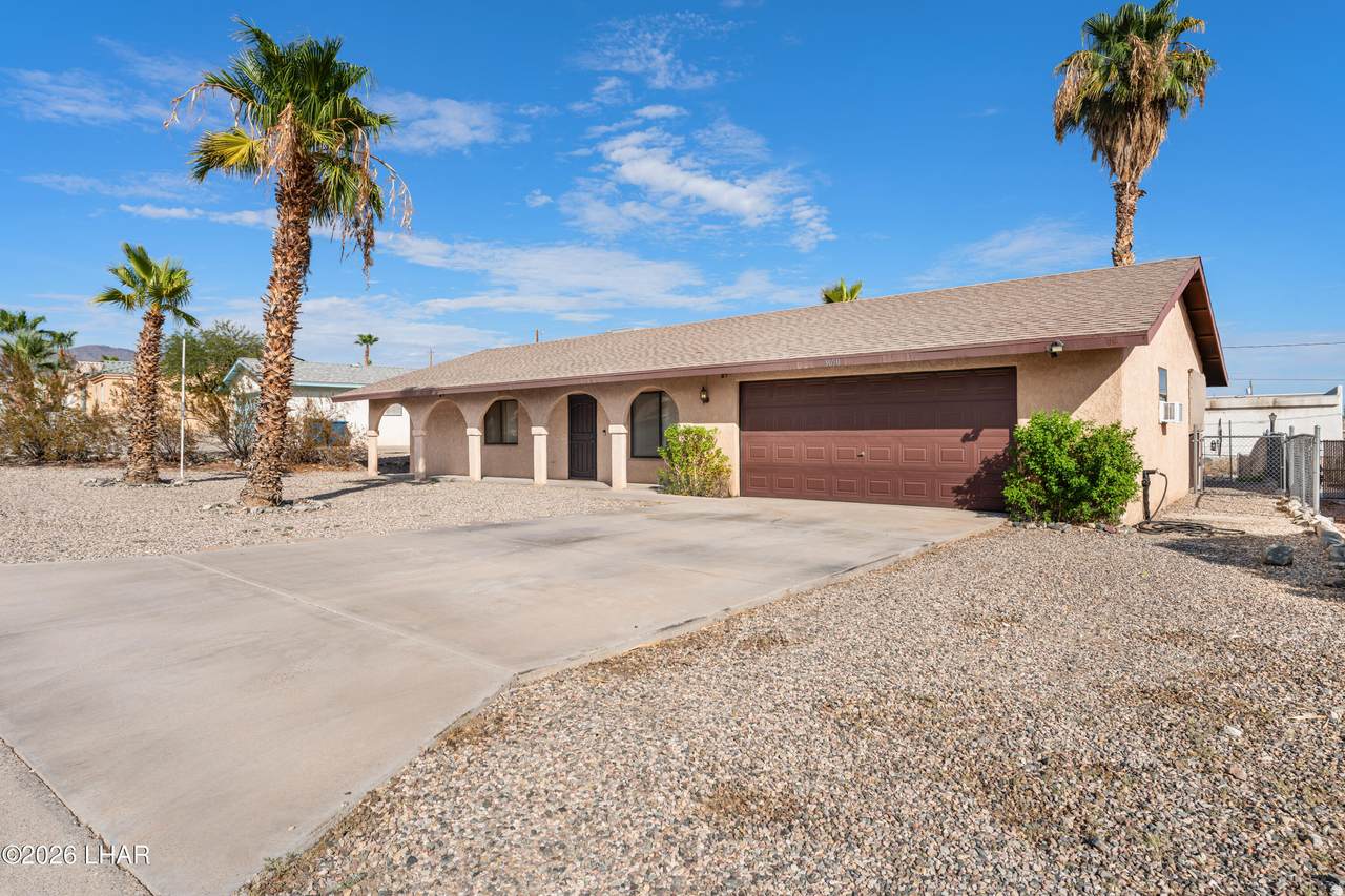 3050 Winterhaven Dr - Photo 1