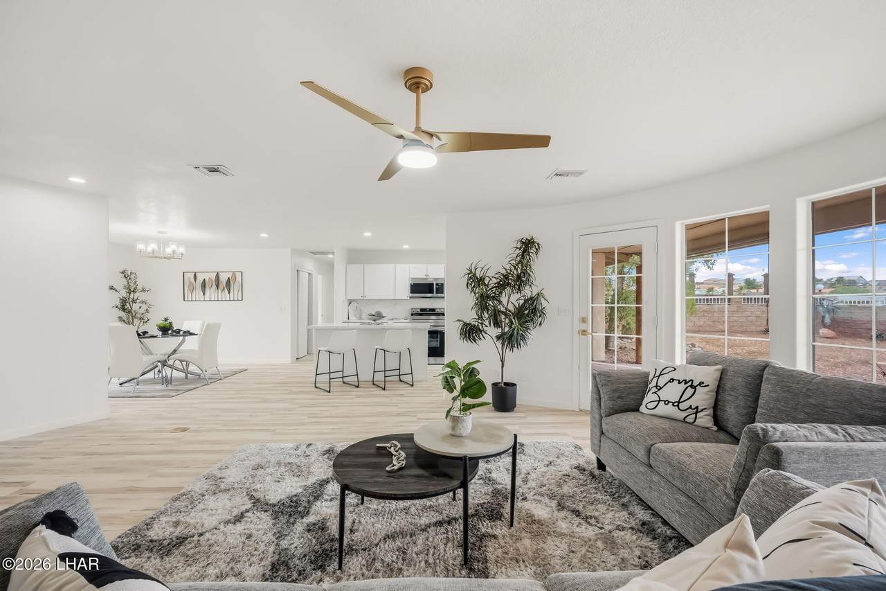https://bt-photos.global.ssl.fastly.net/lakehavasu/1280_boomver_1_1041788-2.jpg