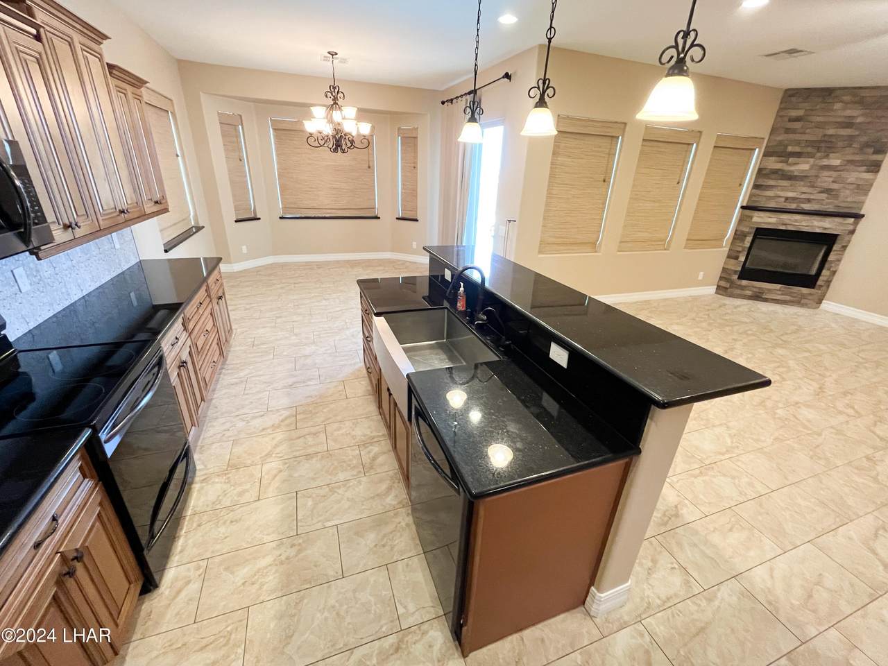 https://bt-photos.global.ssl.fastly.net/lakehavasu/1280_boomver_1_1041845-2.jpg