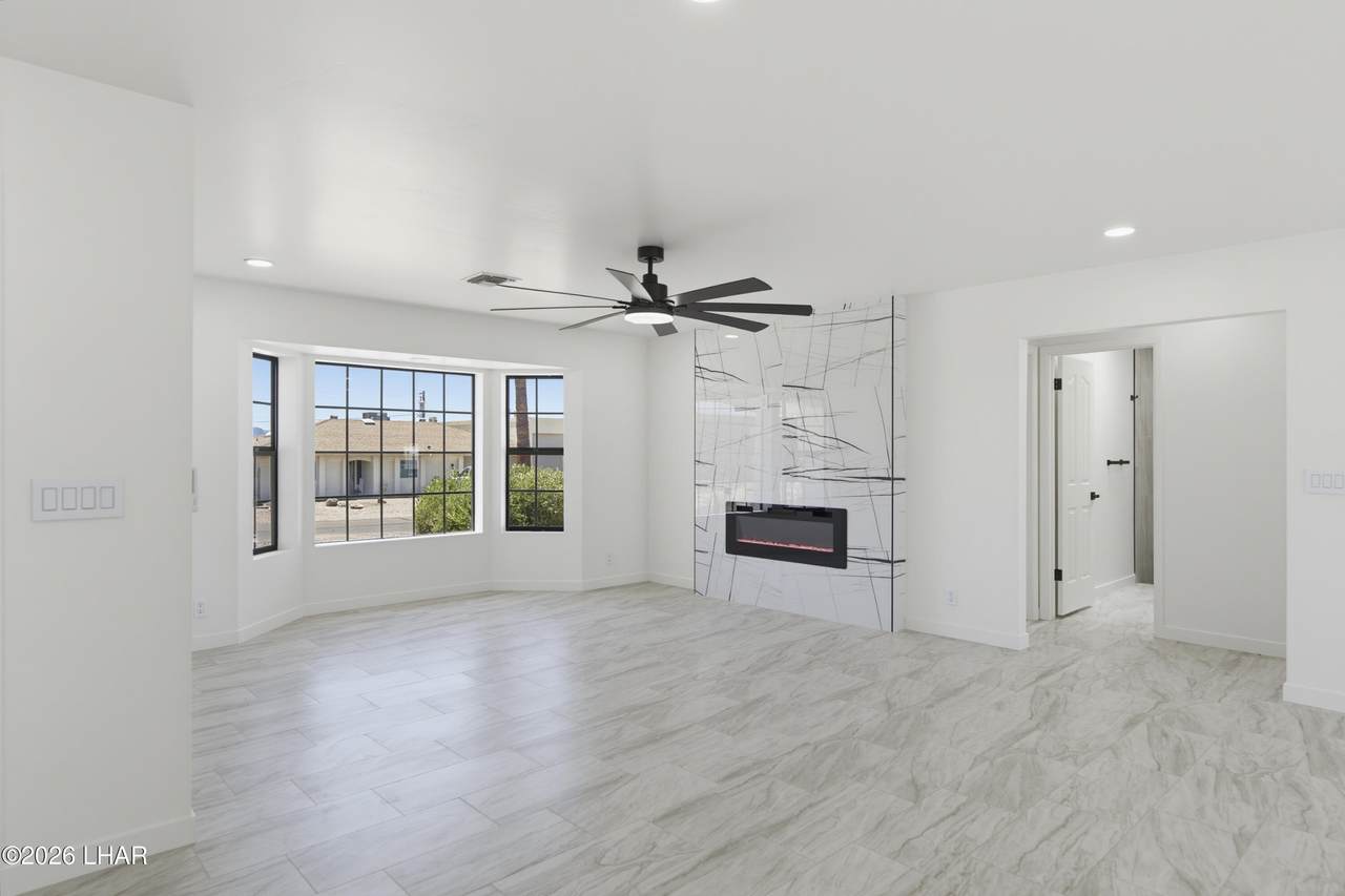 https://bt-photos.global.ssl.fastly.net/lakehavasu/1280_boomver_1_1041862-2.jpg