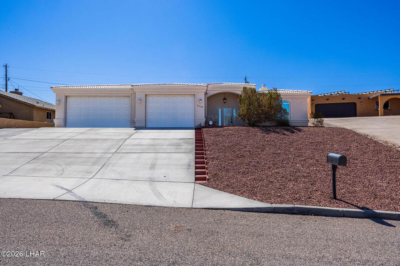 3028 Saddleback Dr - Photo 1