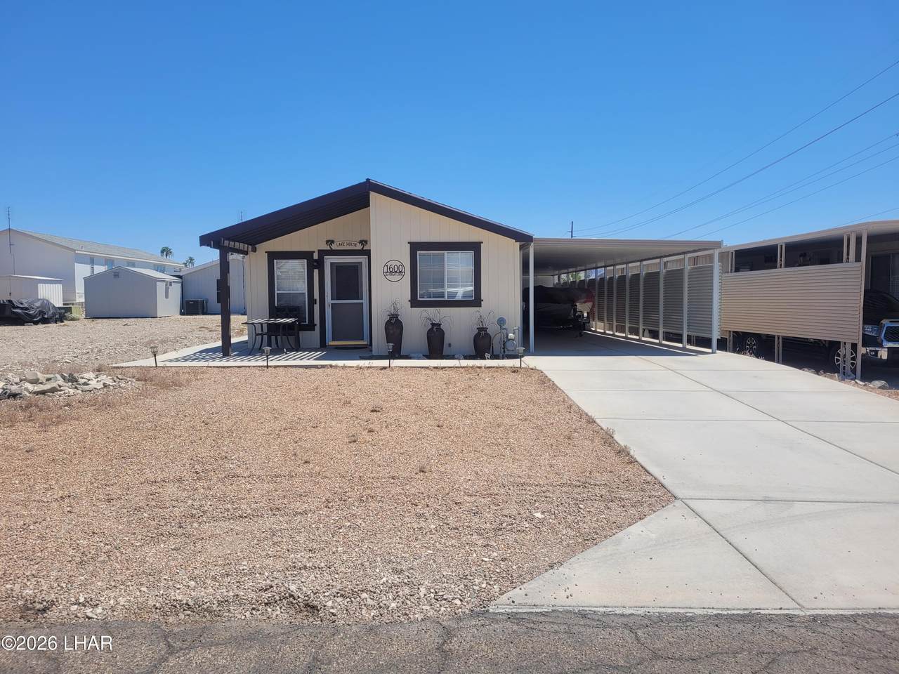 1600 Sea Knight Dr - Photo 1